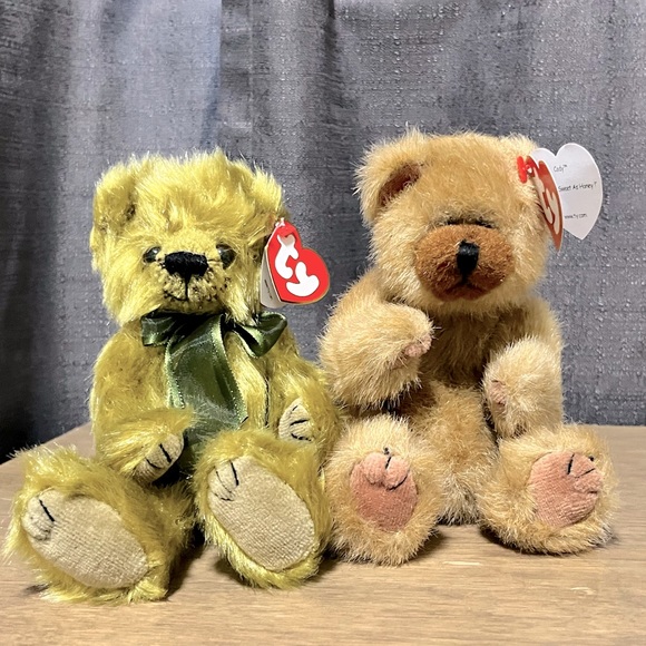 Ty Other - TY attic treasures Cody and Fern. First editions with adjustable joints.